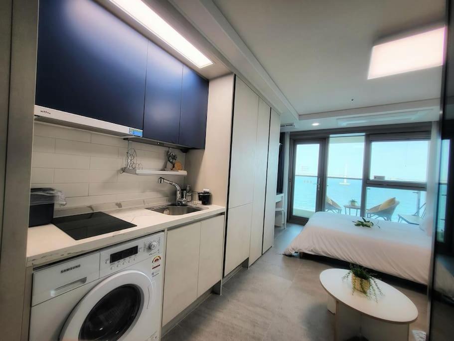 Gwangan-Ri Grand Terrace Ocean View Lägenhet Busan Exteriör bild